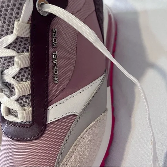 Michael Kors Fashion Sneakers Size 7 – Authentic - Picture 10 of 10